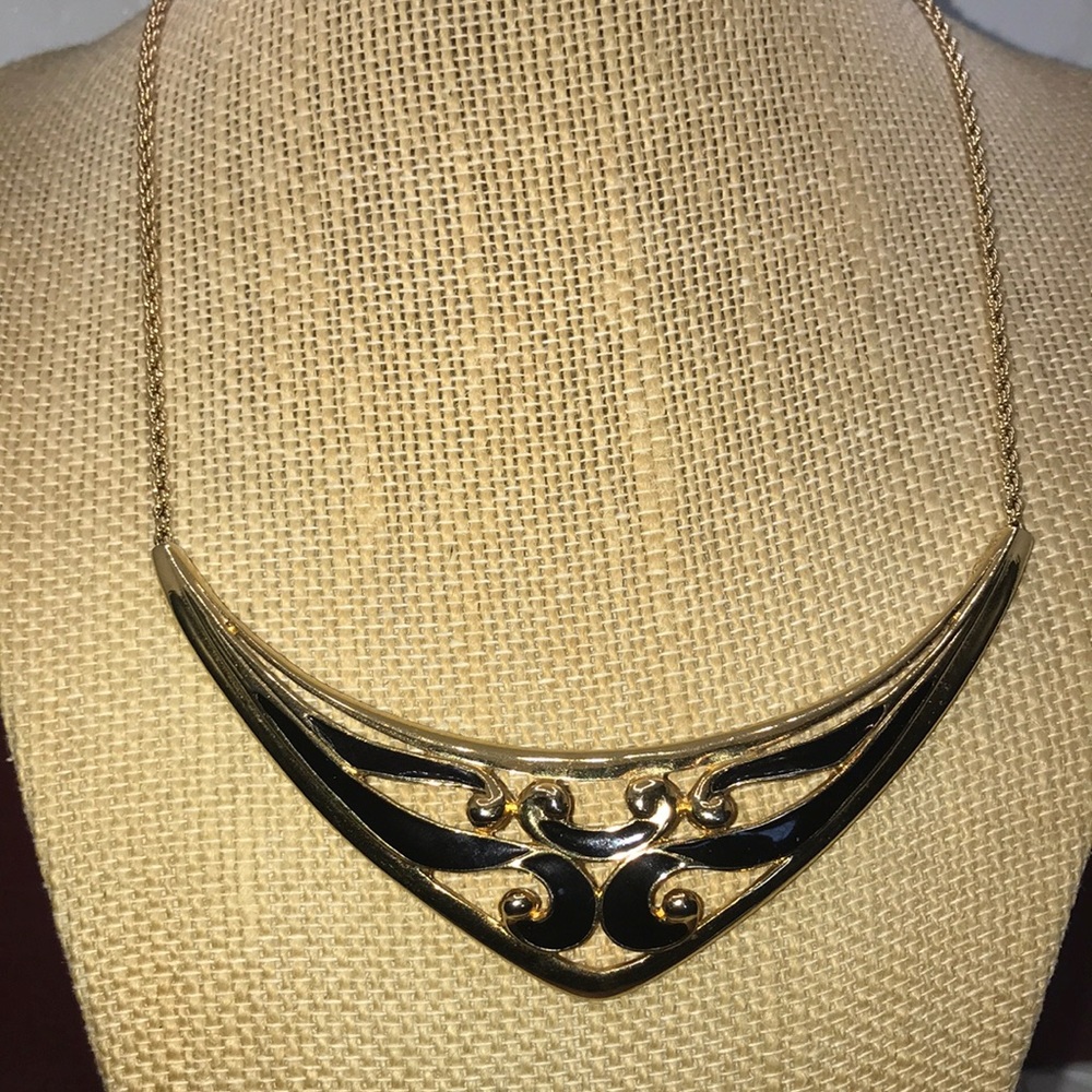 Stunning Trifari gold filled triangle necklace